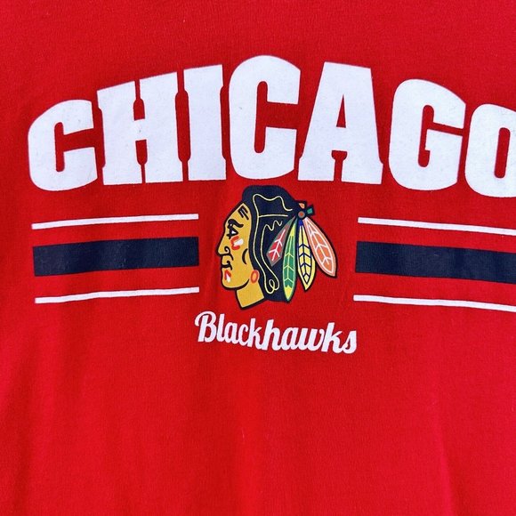 Sideline Apparel Chicago Blackhawks T-Shirt Womens L Official License Red NHL - Picture 2 of 7